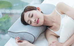 脑科学研究规模的专家杨永利博士研发的脑波减肥枕